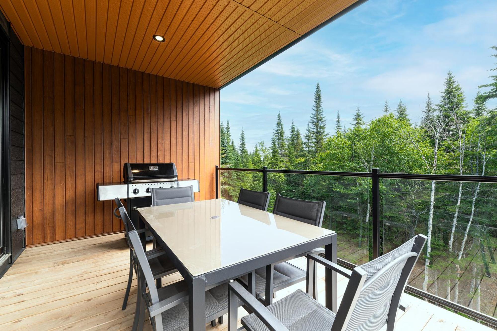 Les Chalets Du Massif De Charlevoix 프티트-리비에르-생-프랑수아 객실 사진