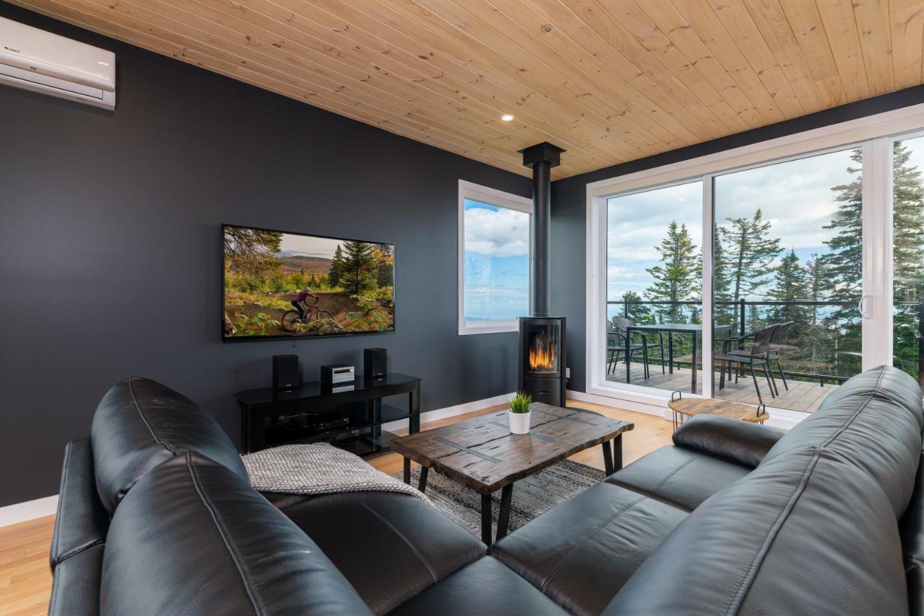 Les Chalets Du Massif De Charlevoix 프티트-리비에르-생-프랑수아 객실 사진