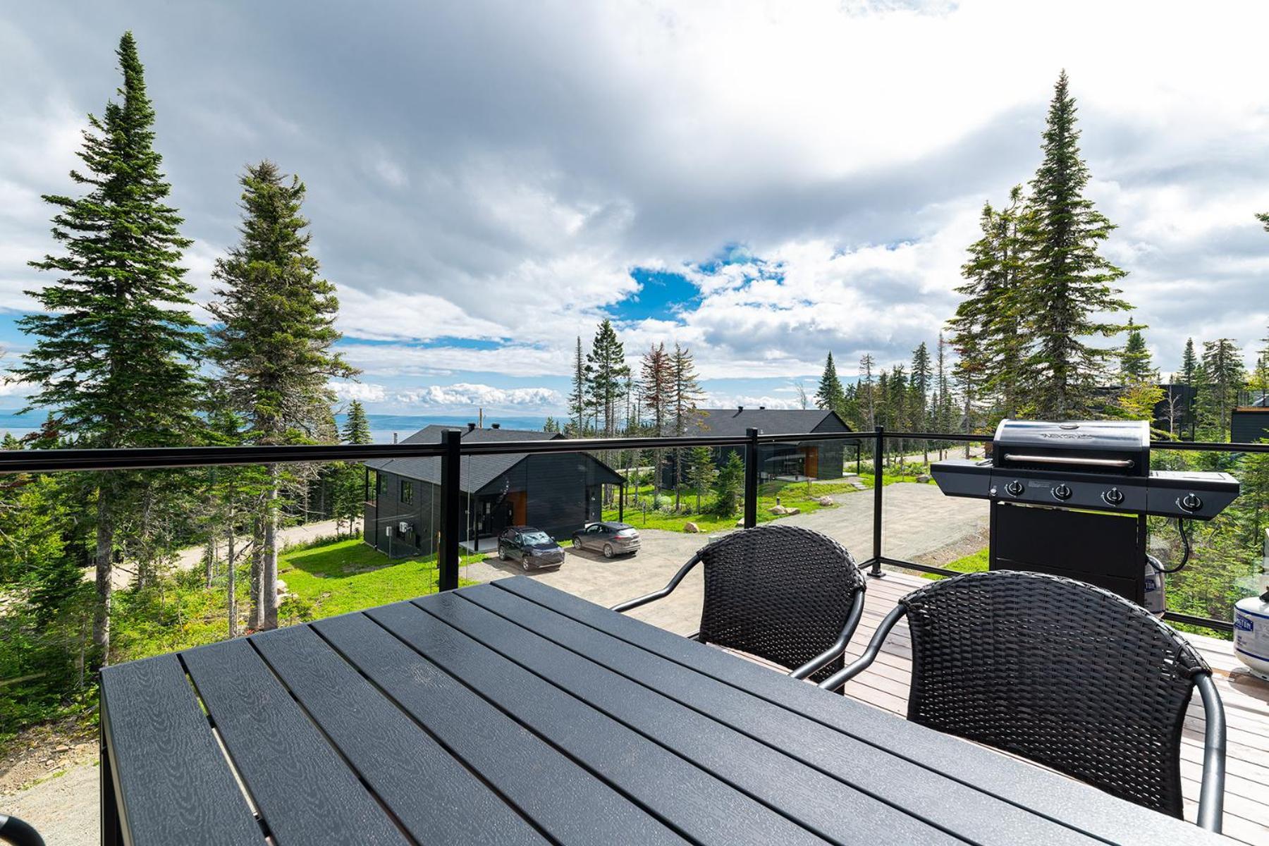 Les Chalets Du Massif De Charlevoix 프티트-리비에르-생-프랑수아 객실 사진