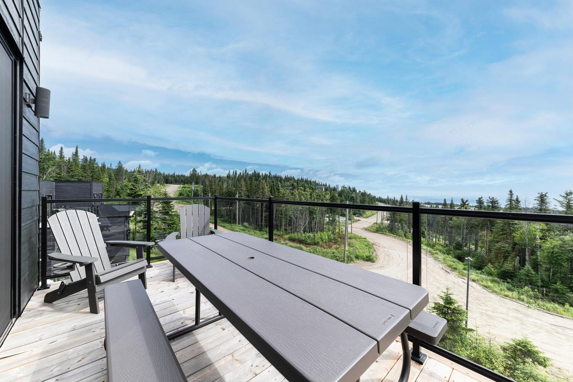 Les Chalets Du Massif De Charlevoix 프티트-리비에르-생-프랑수아 객실 사진
